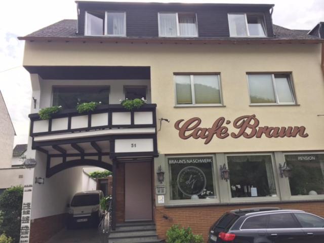 Pension Cafe-Braun Löf Buitenkant foto